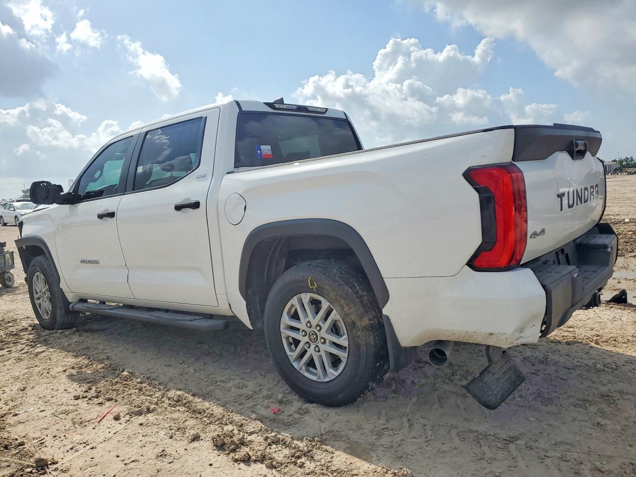 Toyota Tundra Sr5
