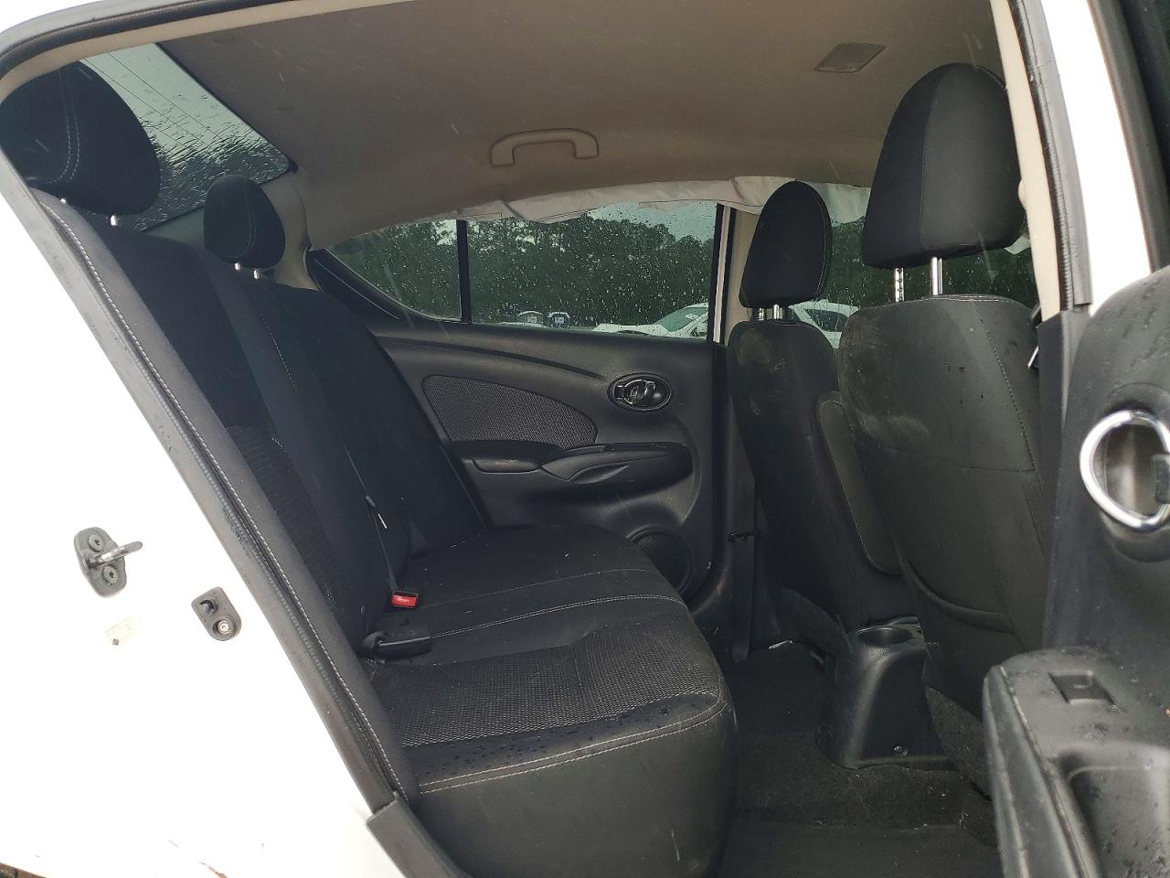 Nissan Versa 1.6 Sv