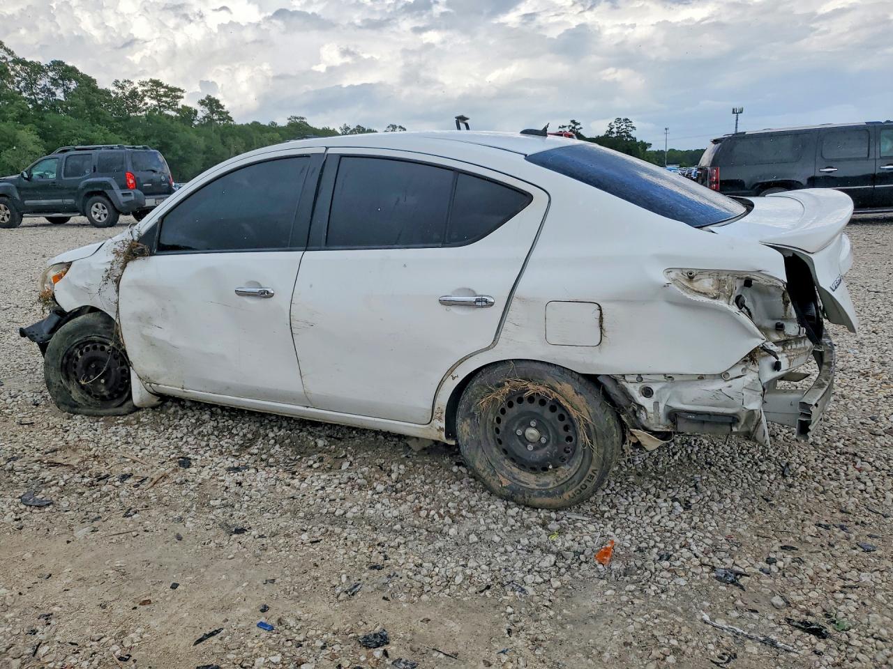 Nissan Versa 1.6 Sv