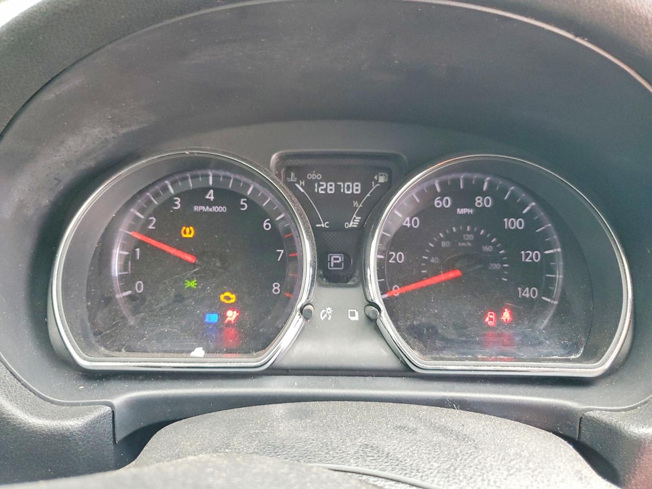 Nissan Versa 1.6 Sv