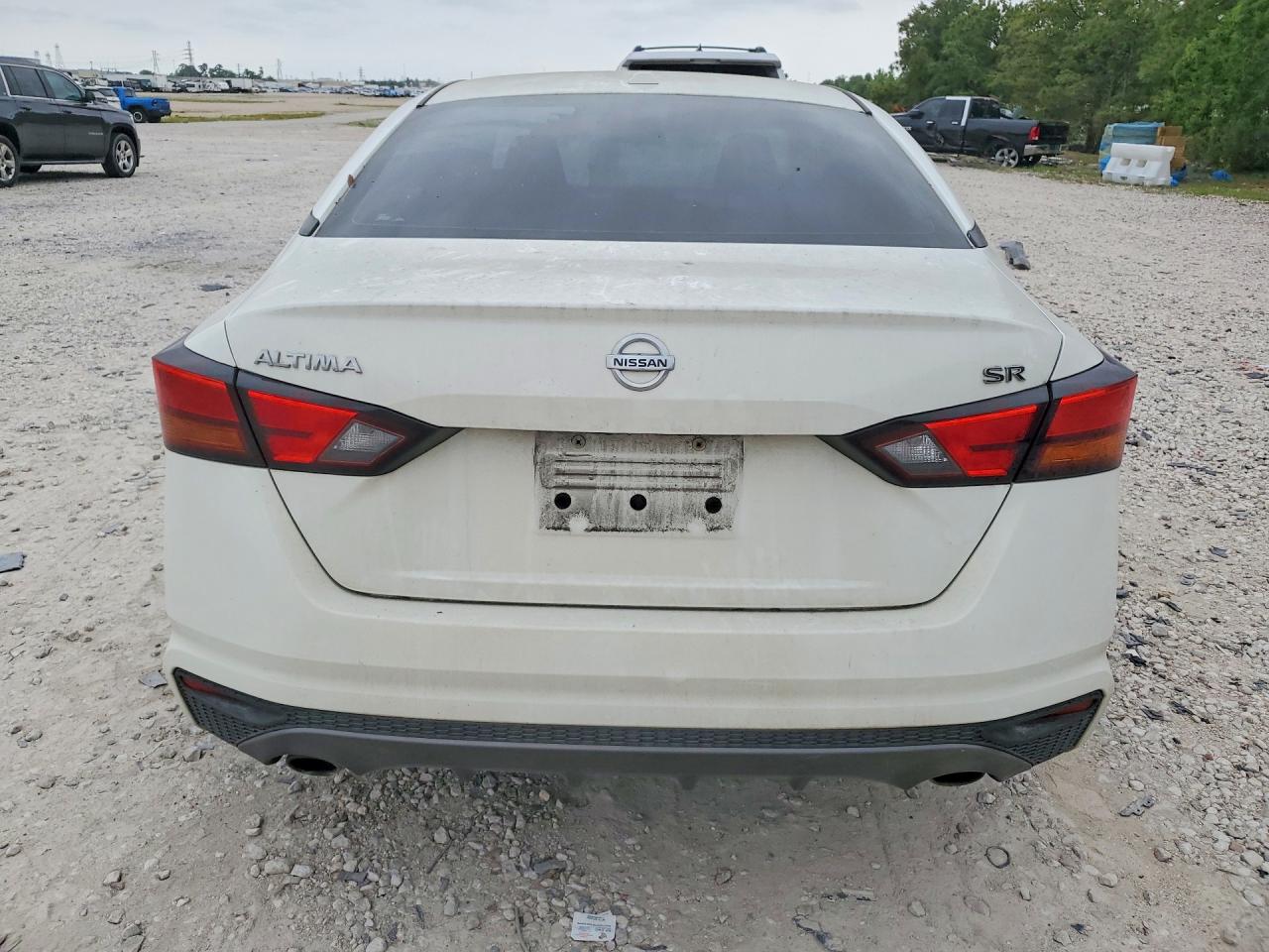 Nissan Altima Sr