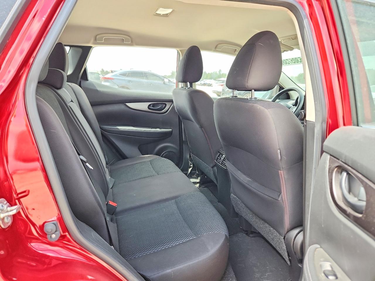 Nissan Rogue S