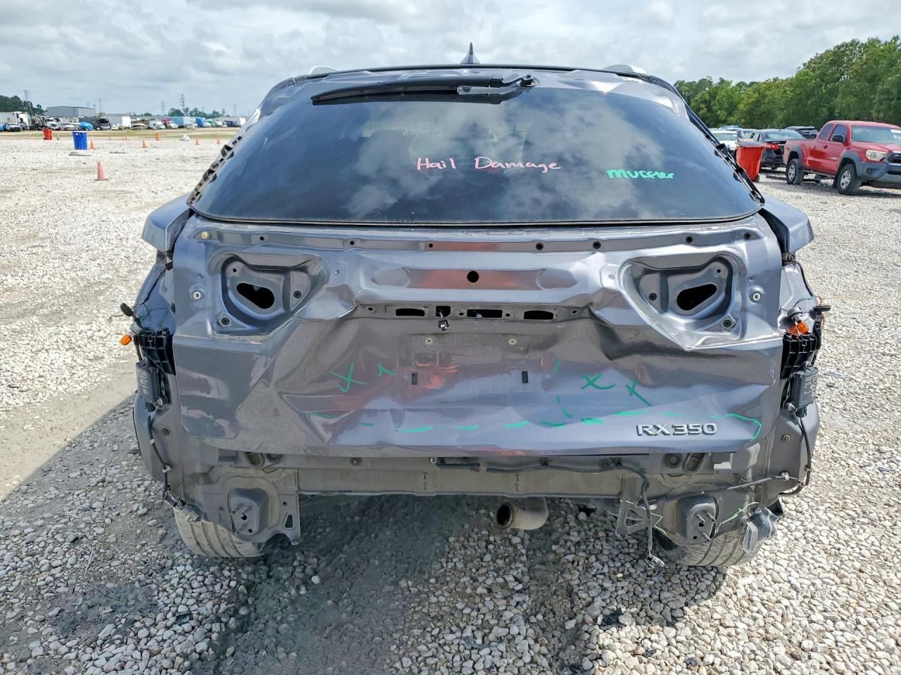 Lexus RX Base