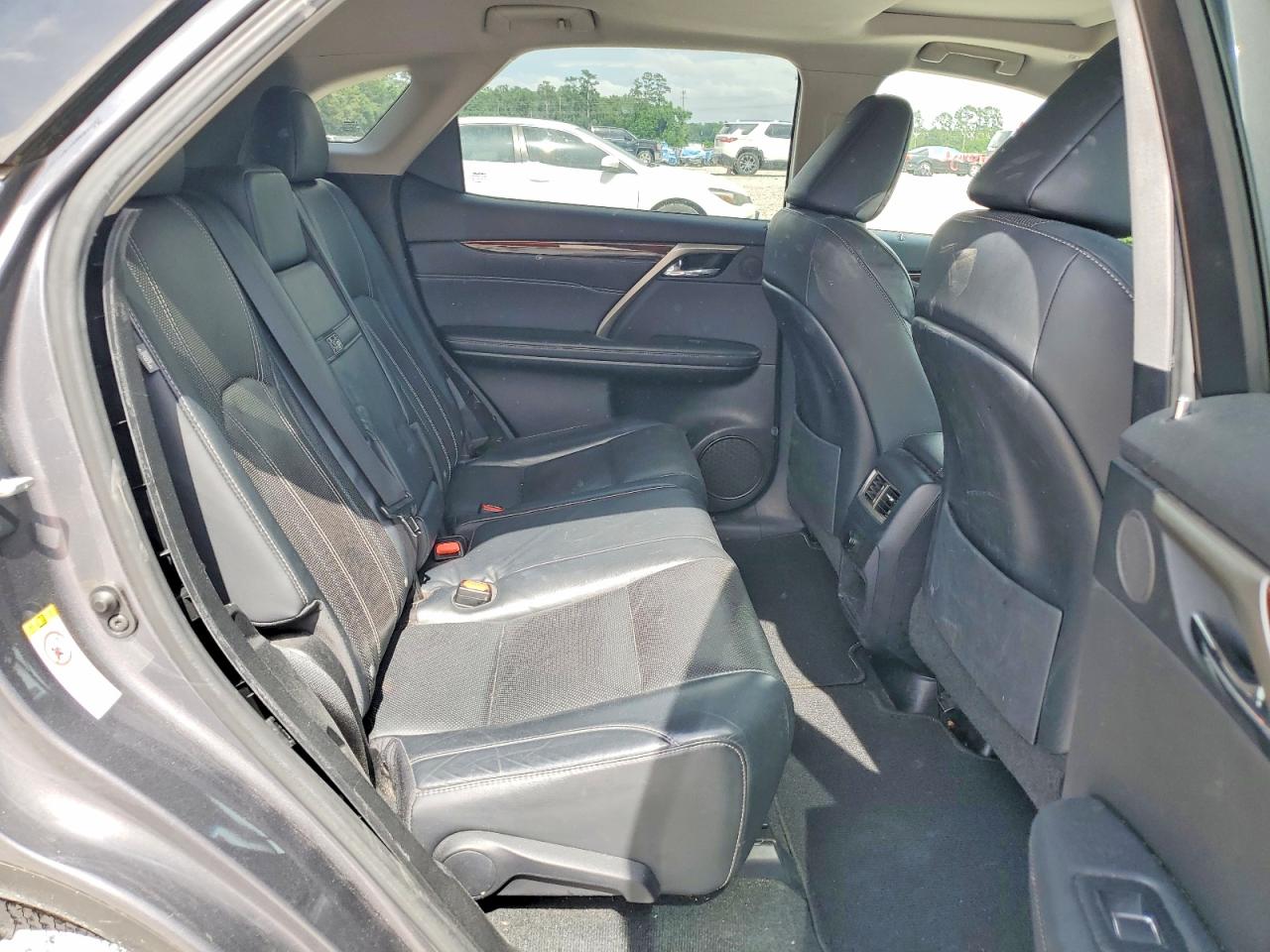 Lexus RX Base