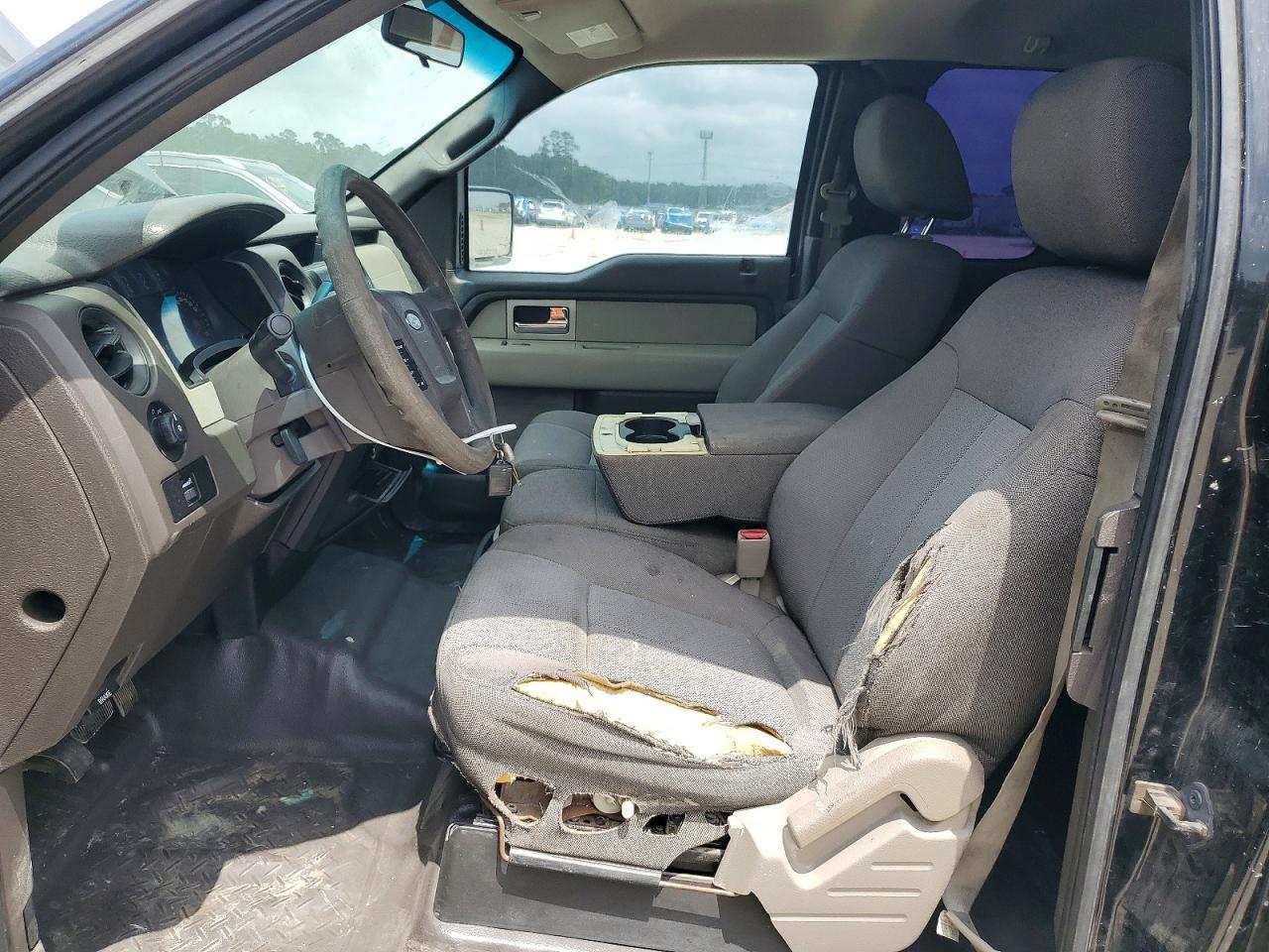 Ford F-150 Super Cab