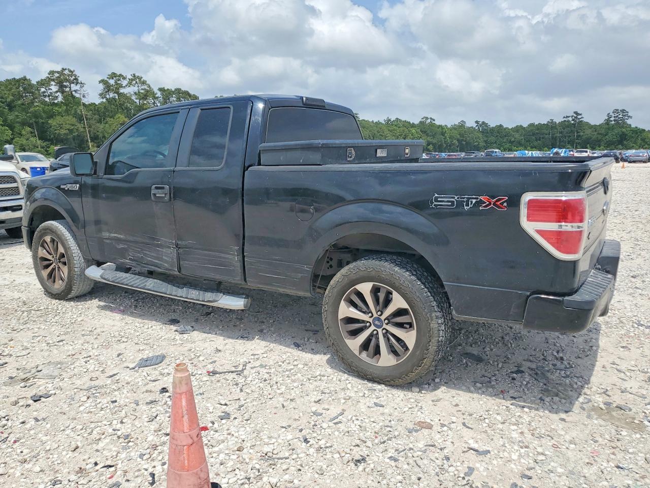Ford F-150 Super Cab