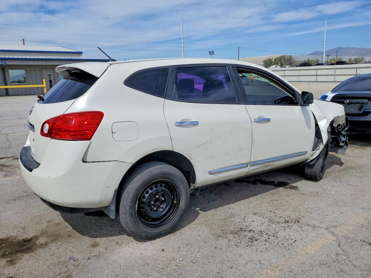 Nissan Rogue S