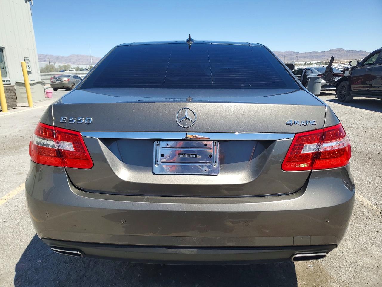 Mercedes-Benz E-Class 550 4matic