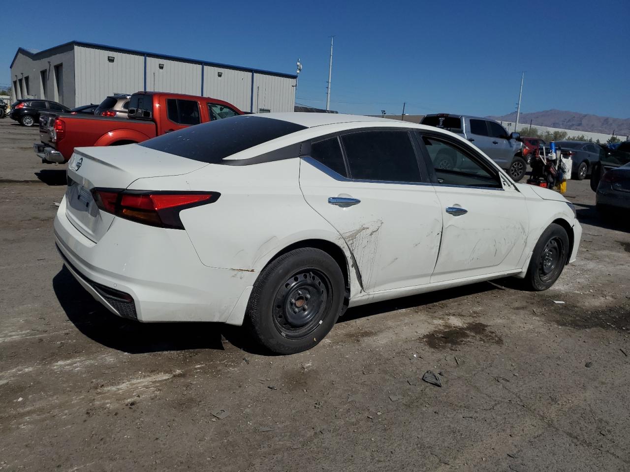 Nissan Altima S