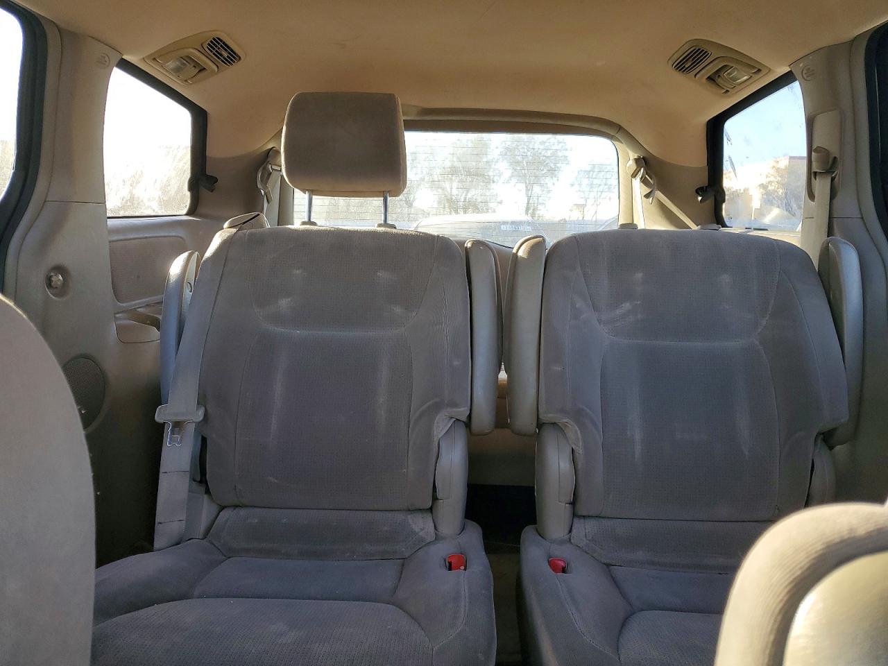 Toyota Sienna Ce