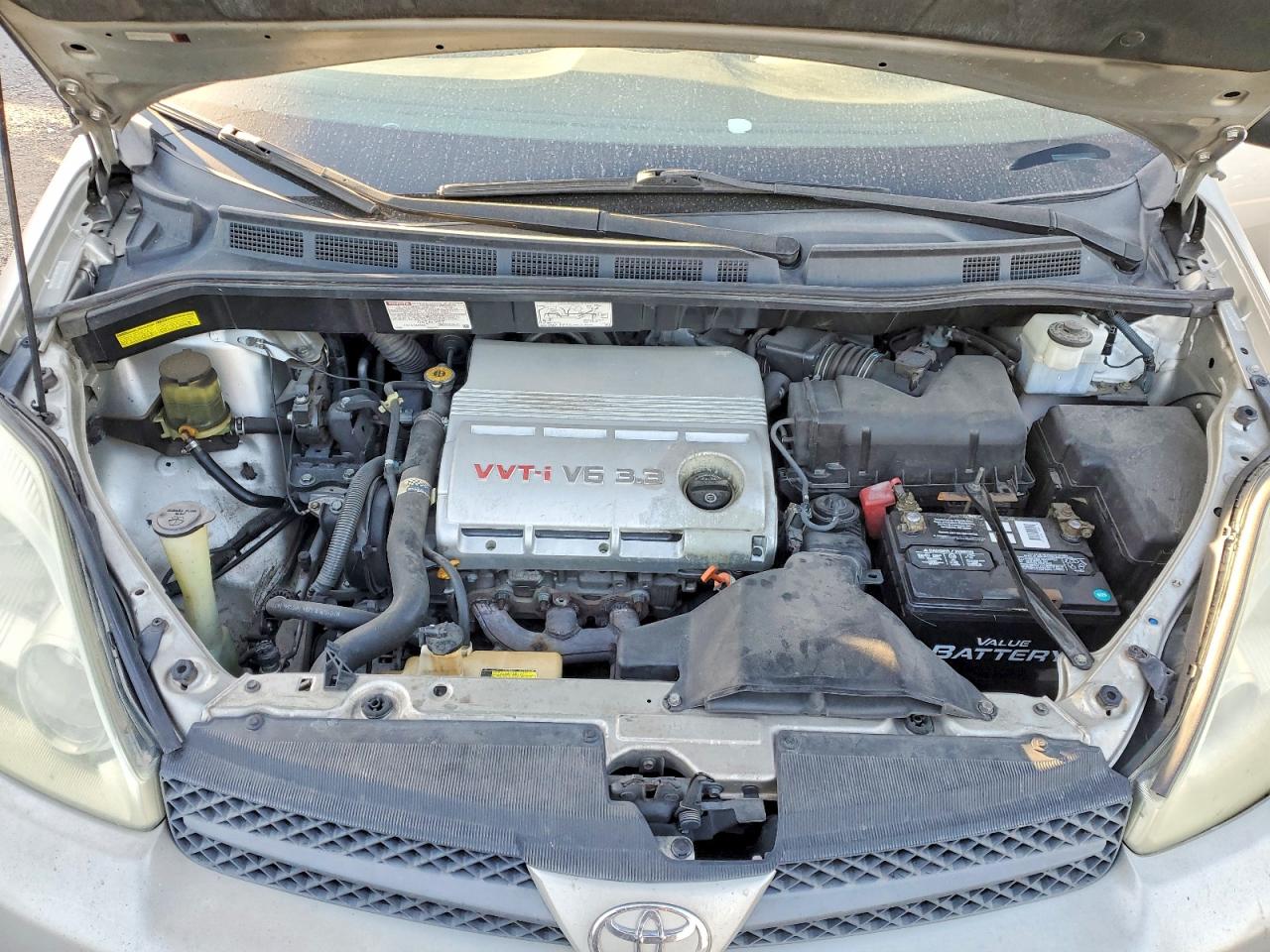 Toyota Sienna Ce