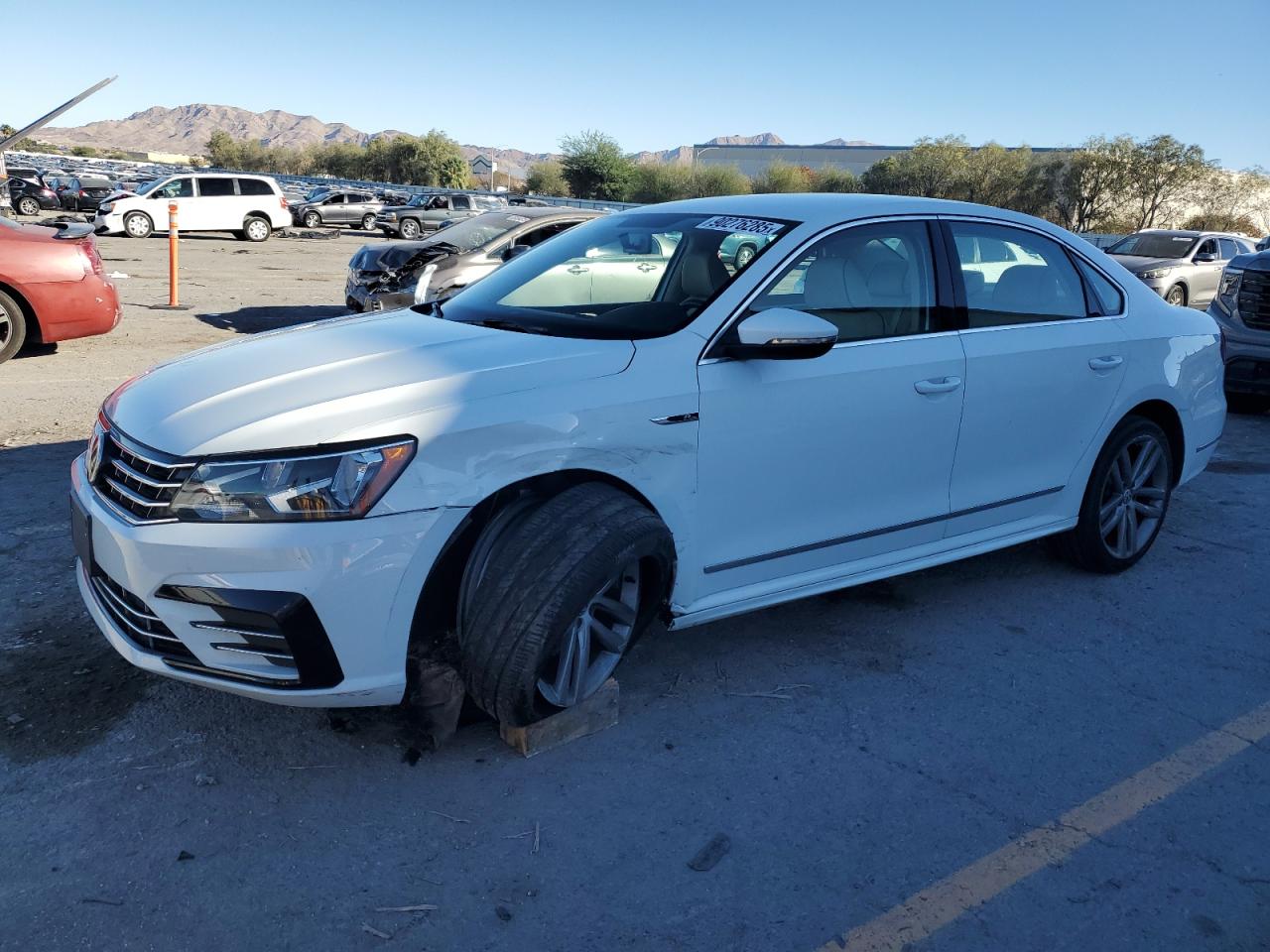 Salvage Volkswagen Passat Image