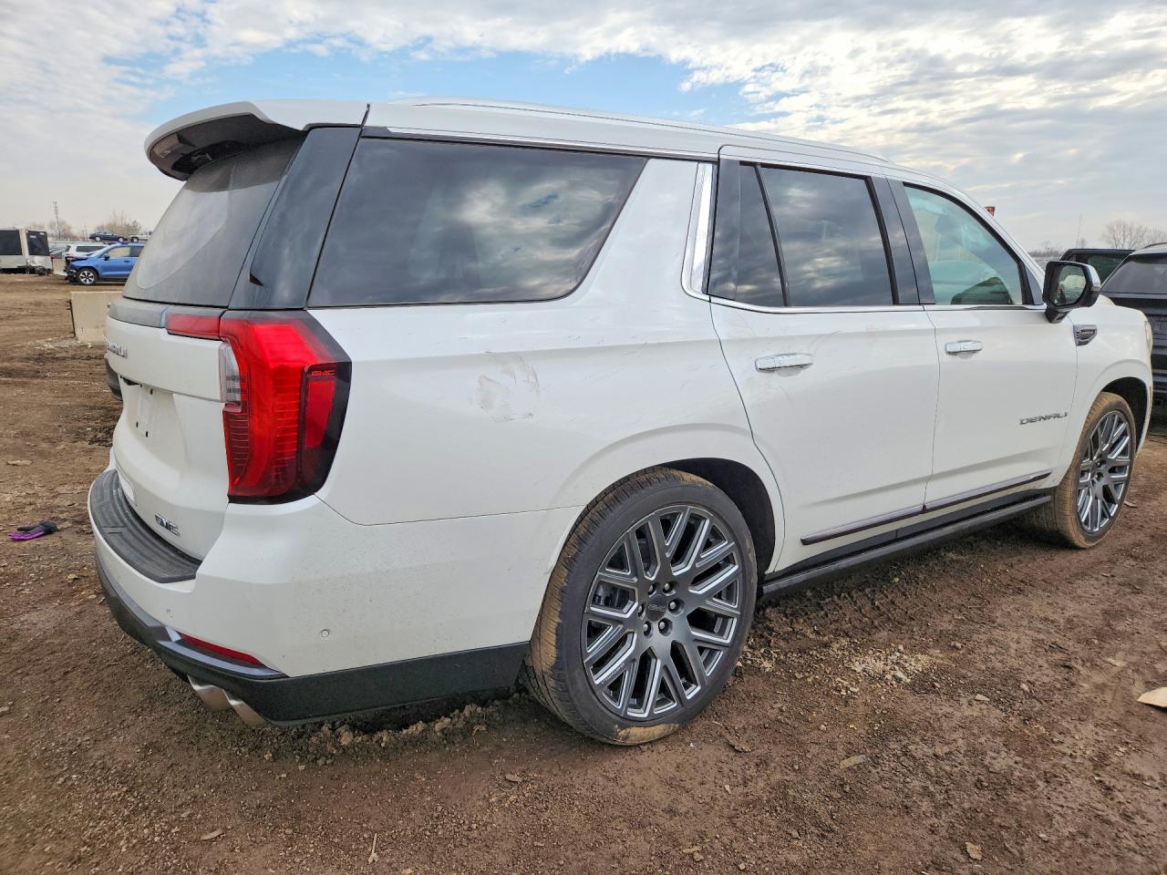 GMC Yukon Denali Ultimate