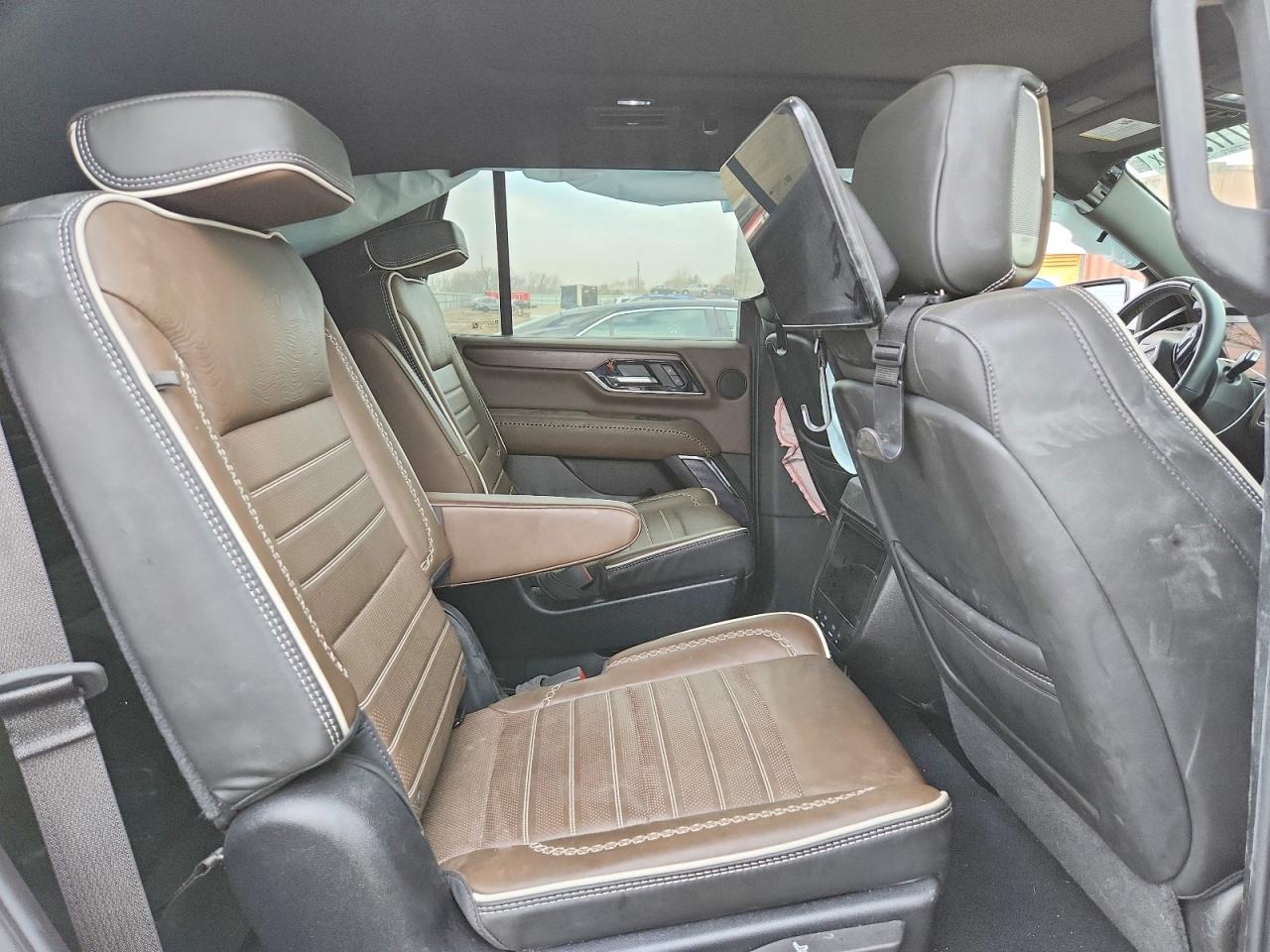 GMC Yukon Denali Ultimate