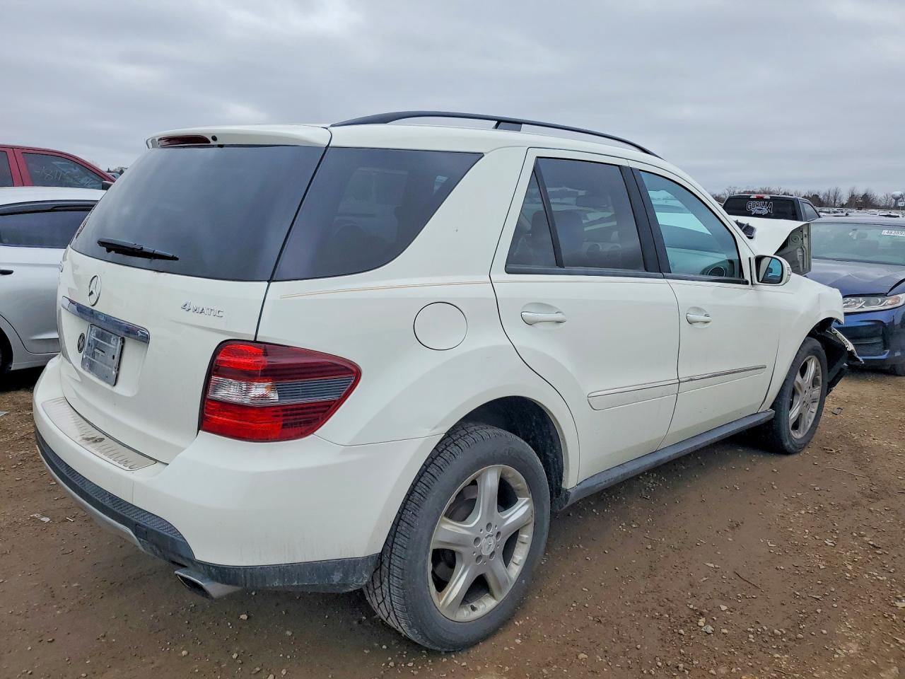 Mercedes-Benz M-Class 350