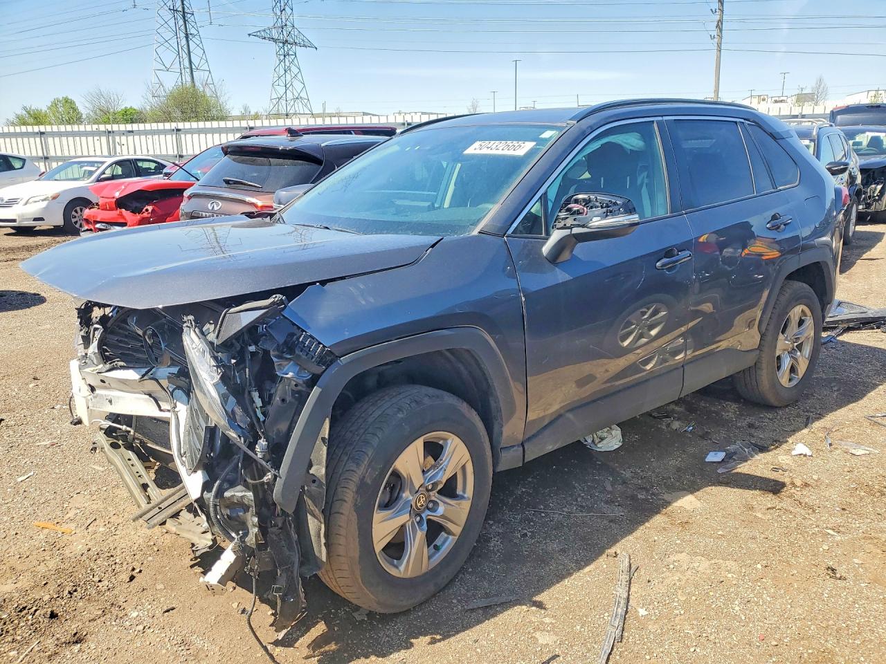 Salvage Toyota RAV4 Image