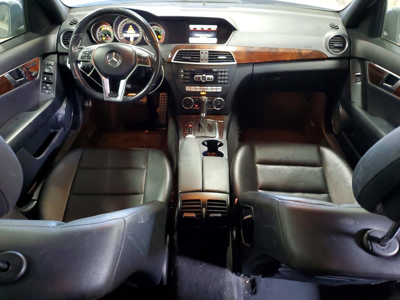 Mercedes-Benz C-Class 300 4matic