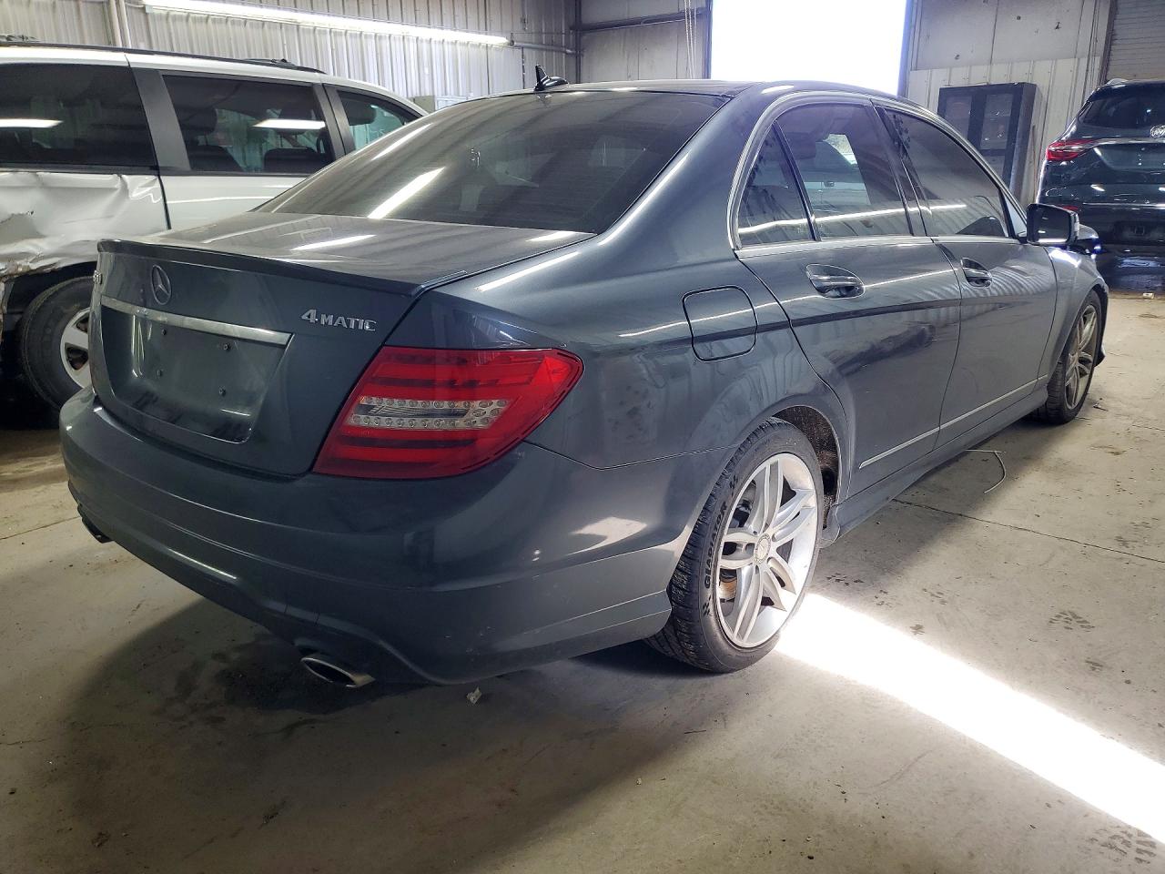 Mercedes-Benz C-Class 300 4matic