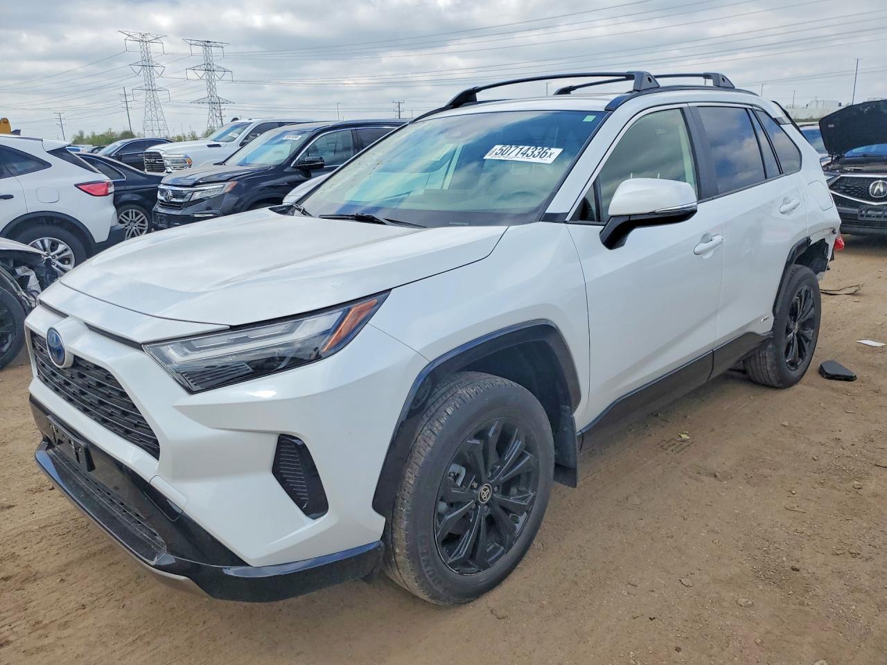 Salvage Toyota RAV4 Image