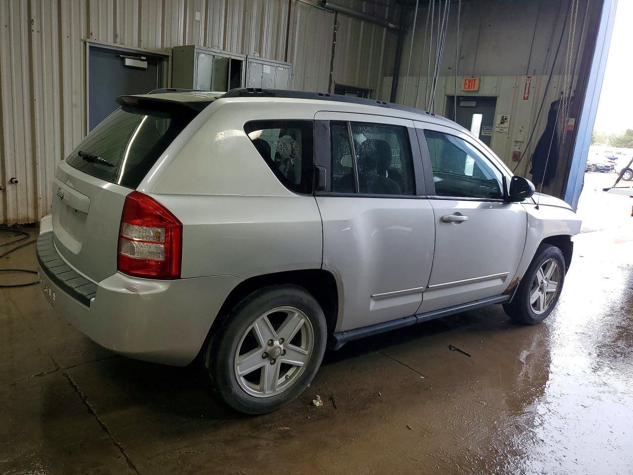 Jeep Compass Sport