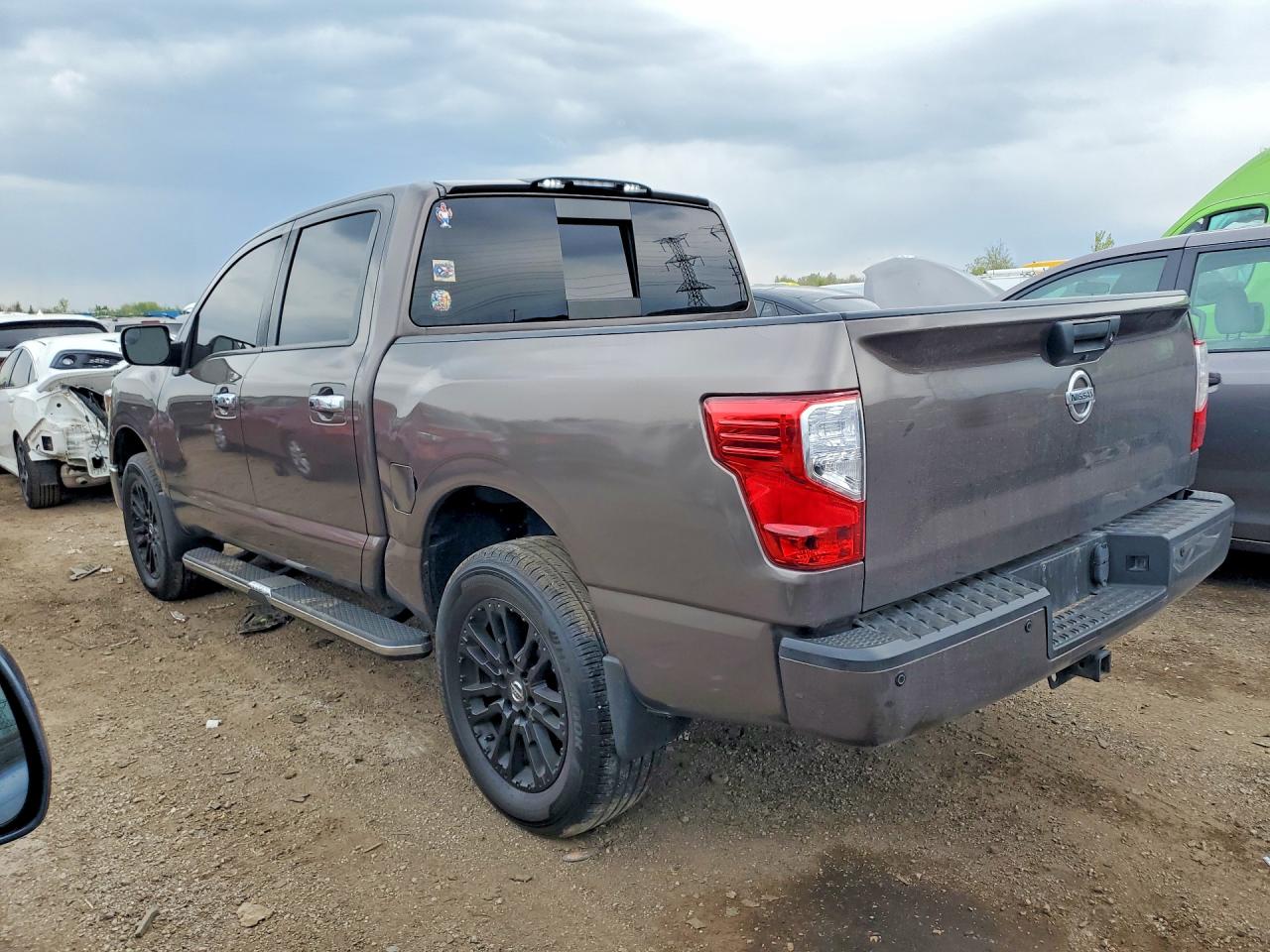 Nissan Titan Sl