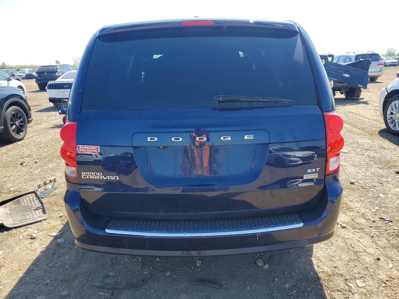 Dodge Caravan Sxt