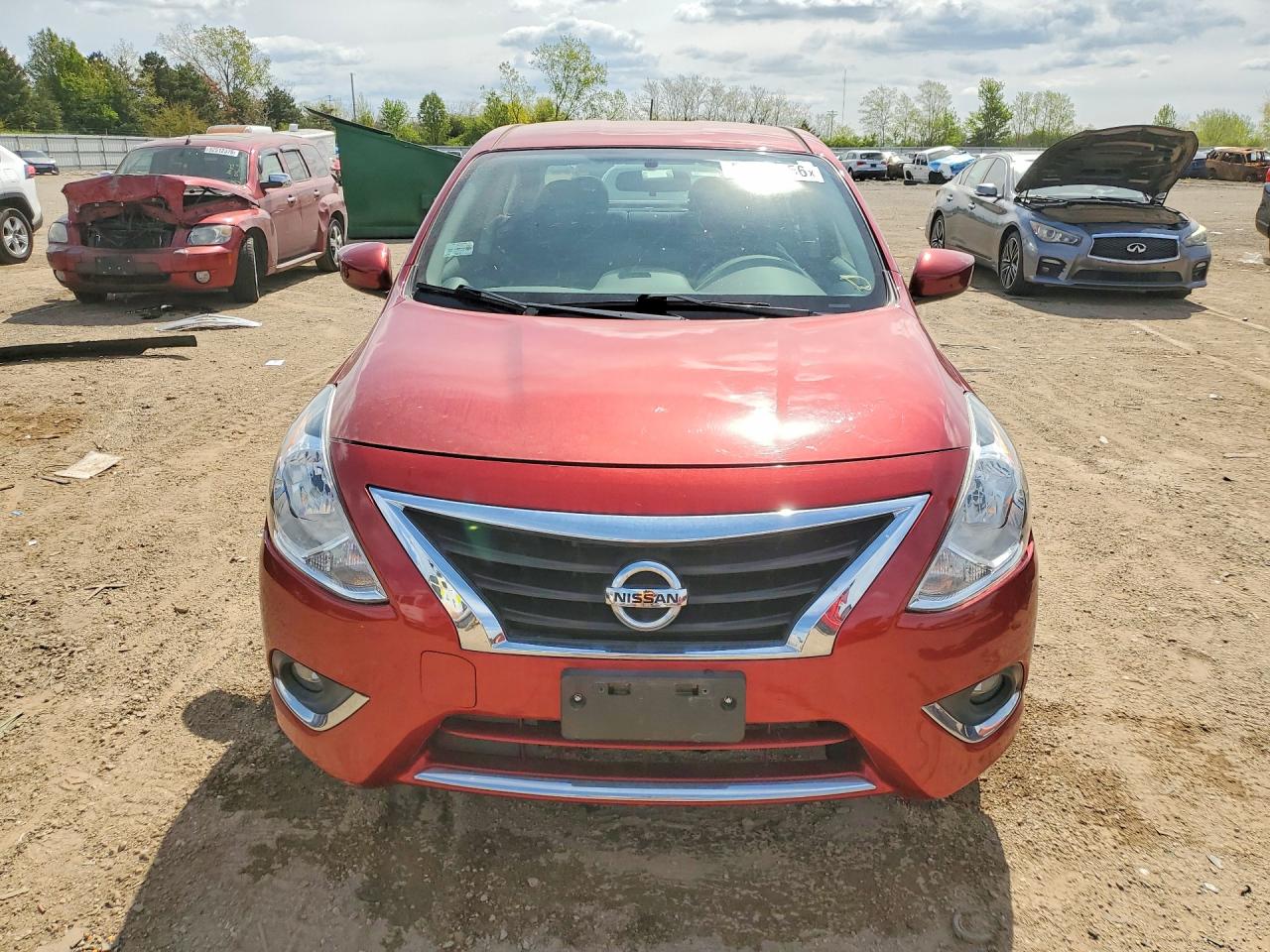 Nissan Versa 1.6 S
