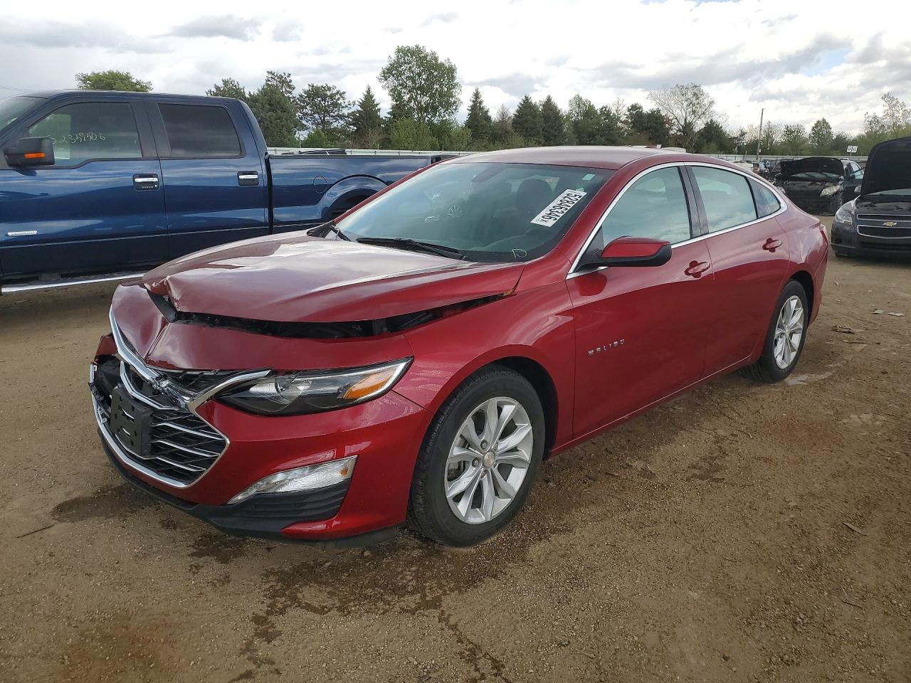 Salvage Chevrolet Malibu Image