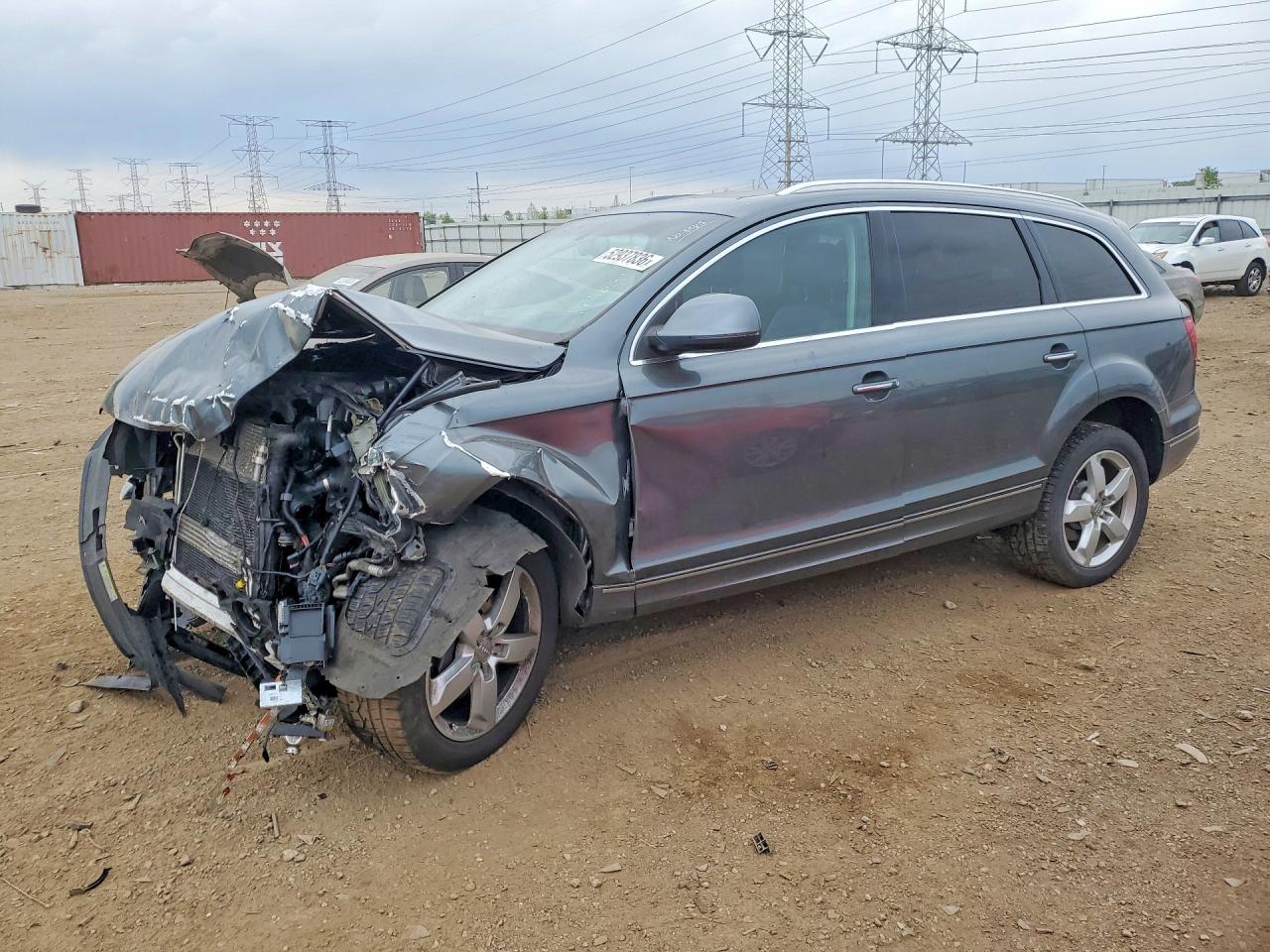 Salvage Audi Q7 Image