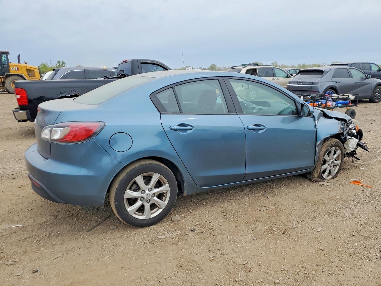 Mazda 3 I