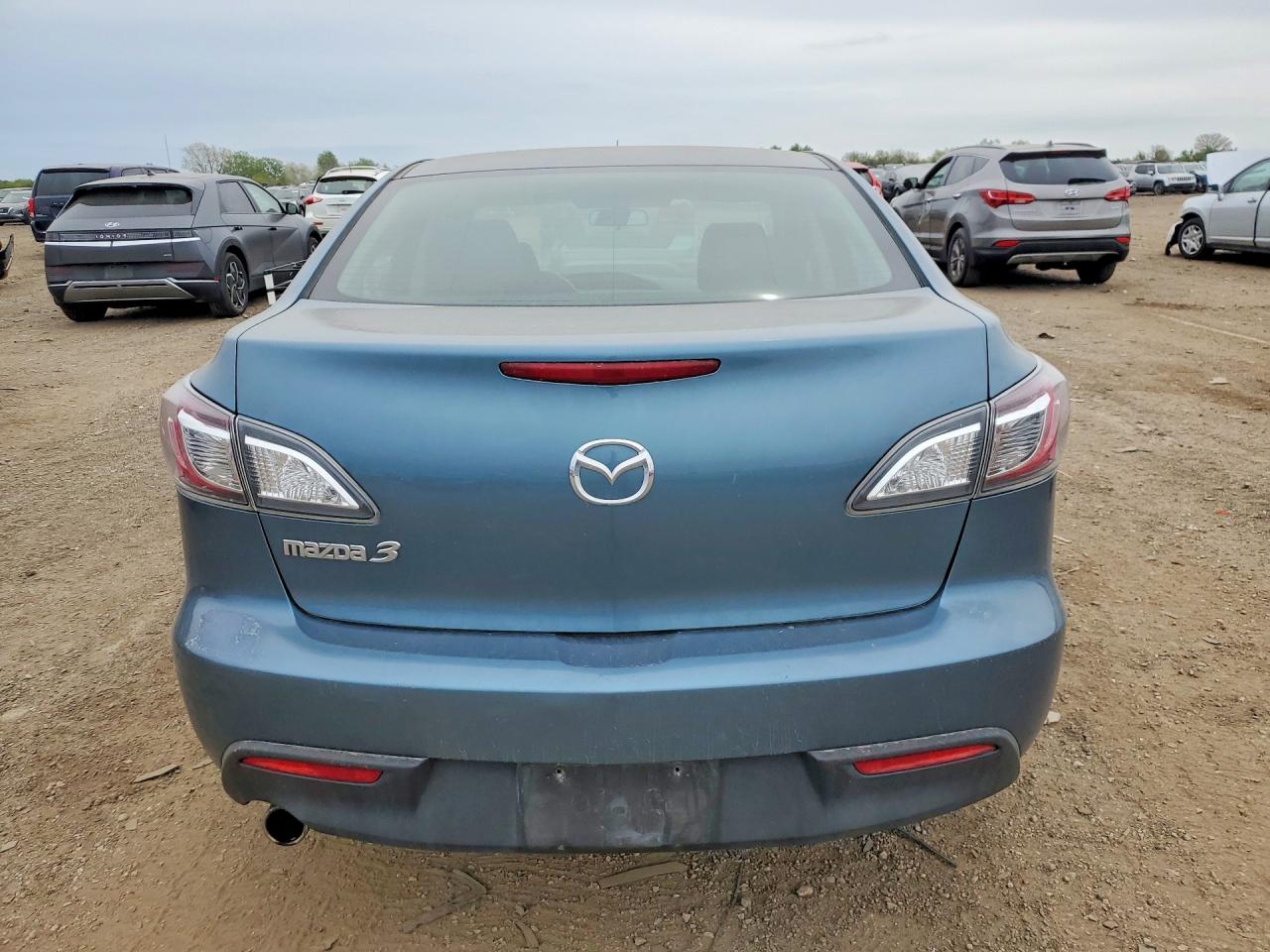 Mazda 3 I