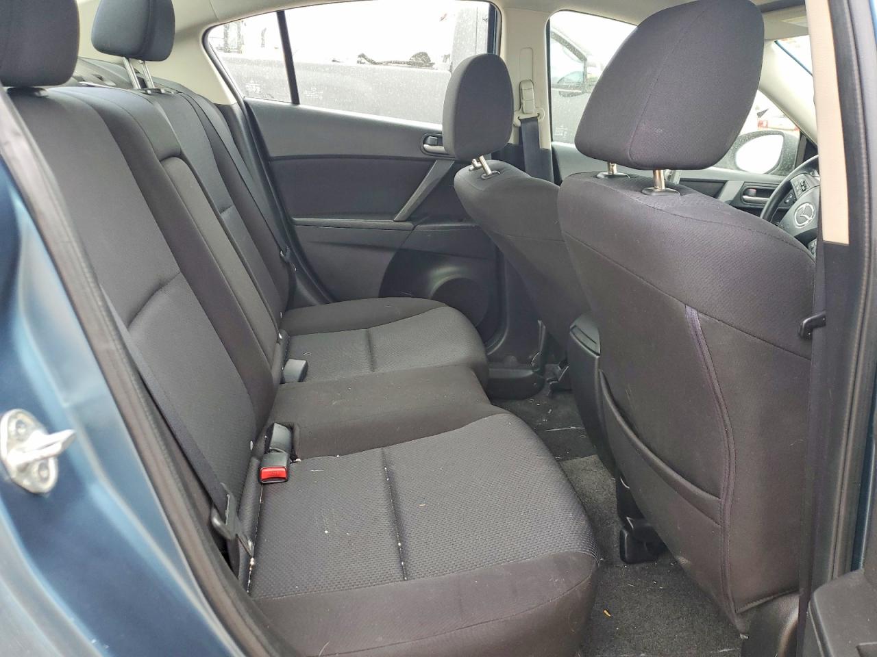 Mazda 3 I