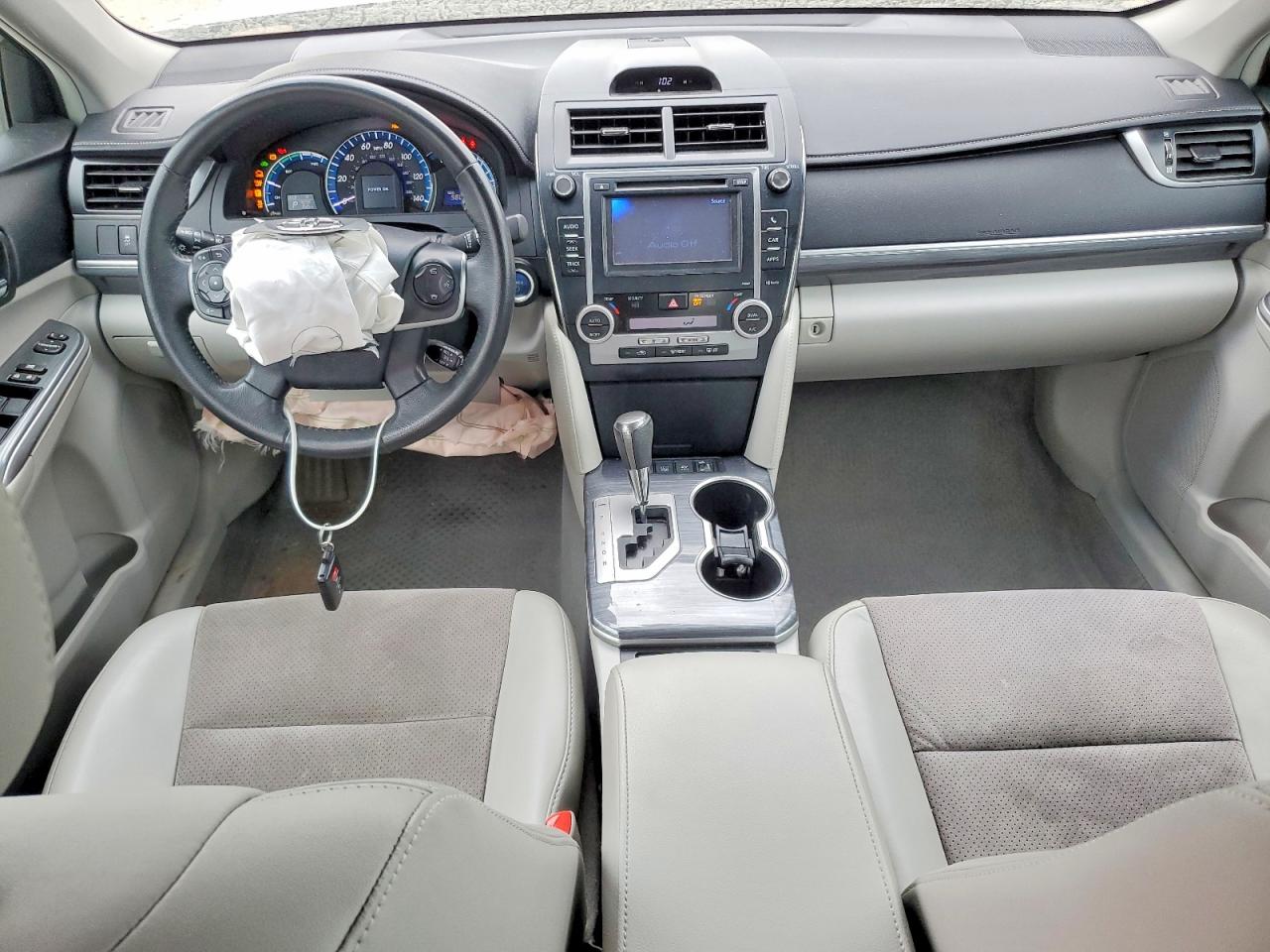 Toyota Camry Xle