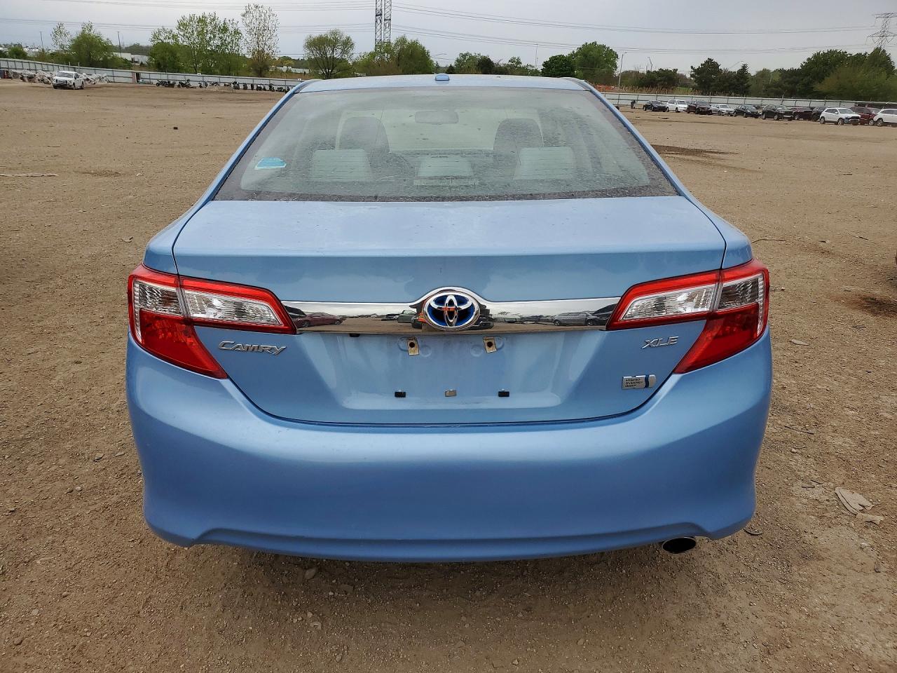 Toyota Camry Xle