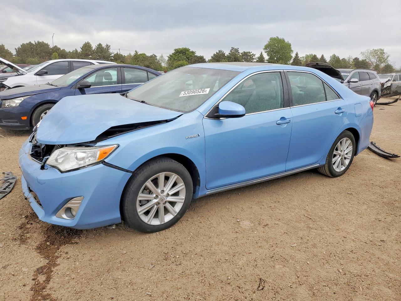 Salvage Toyota Camry Image