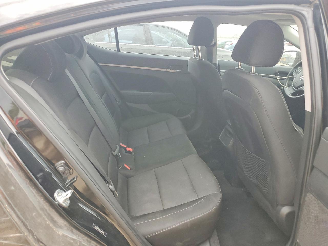 Hyundai ELANTRA Value Edition