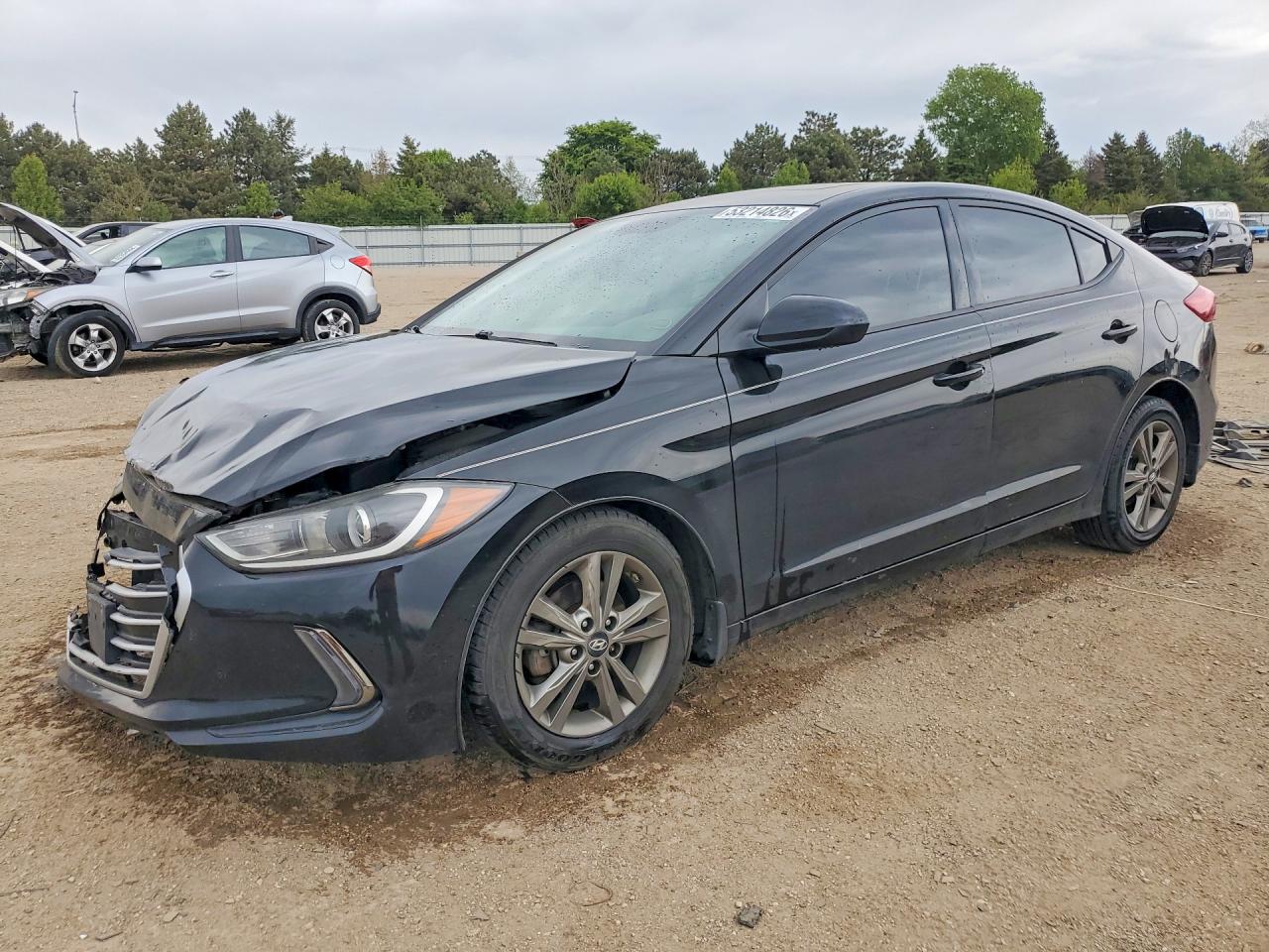 Salvage Hyundai ELANTRA Image