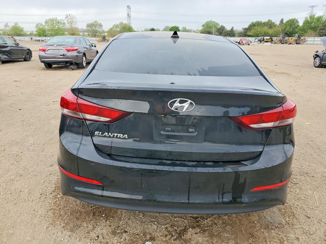 Hyundai ELANTRA Value Edition