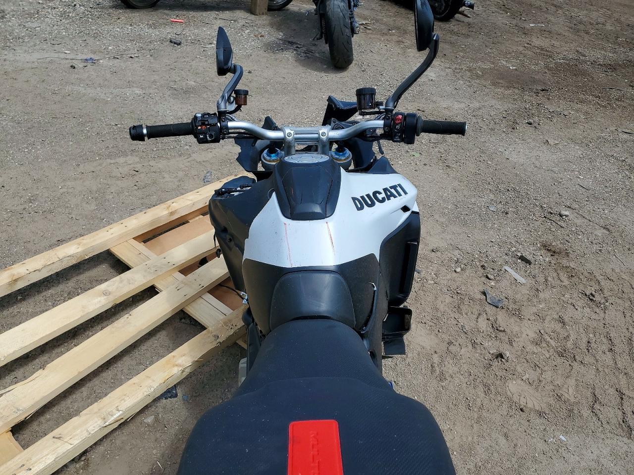 Ducati Multistrad V4 Rs