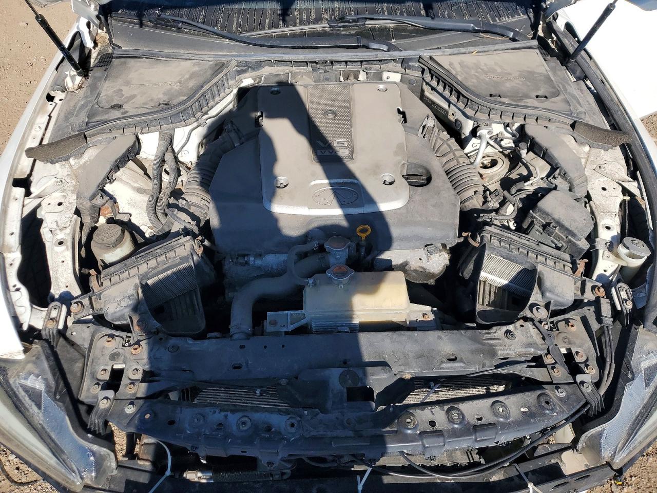 INFINITI Q50 Base