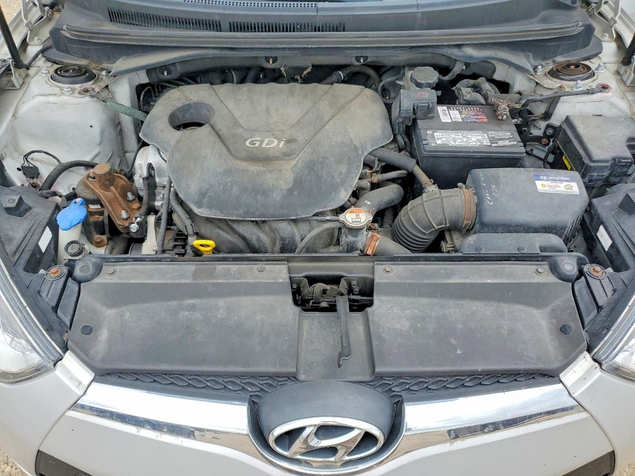 Hyundai VELOSTER Base