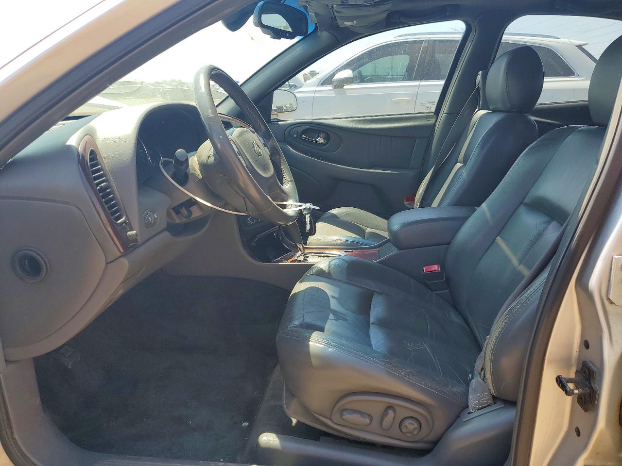 Oldsmobile Aurora 4.0