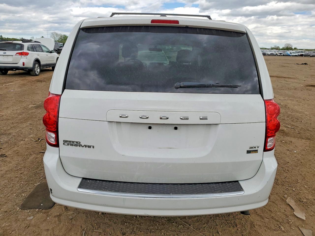 Dodge Caravan Sxt