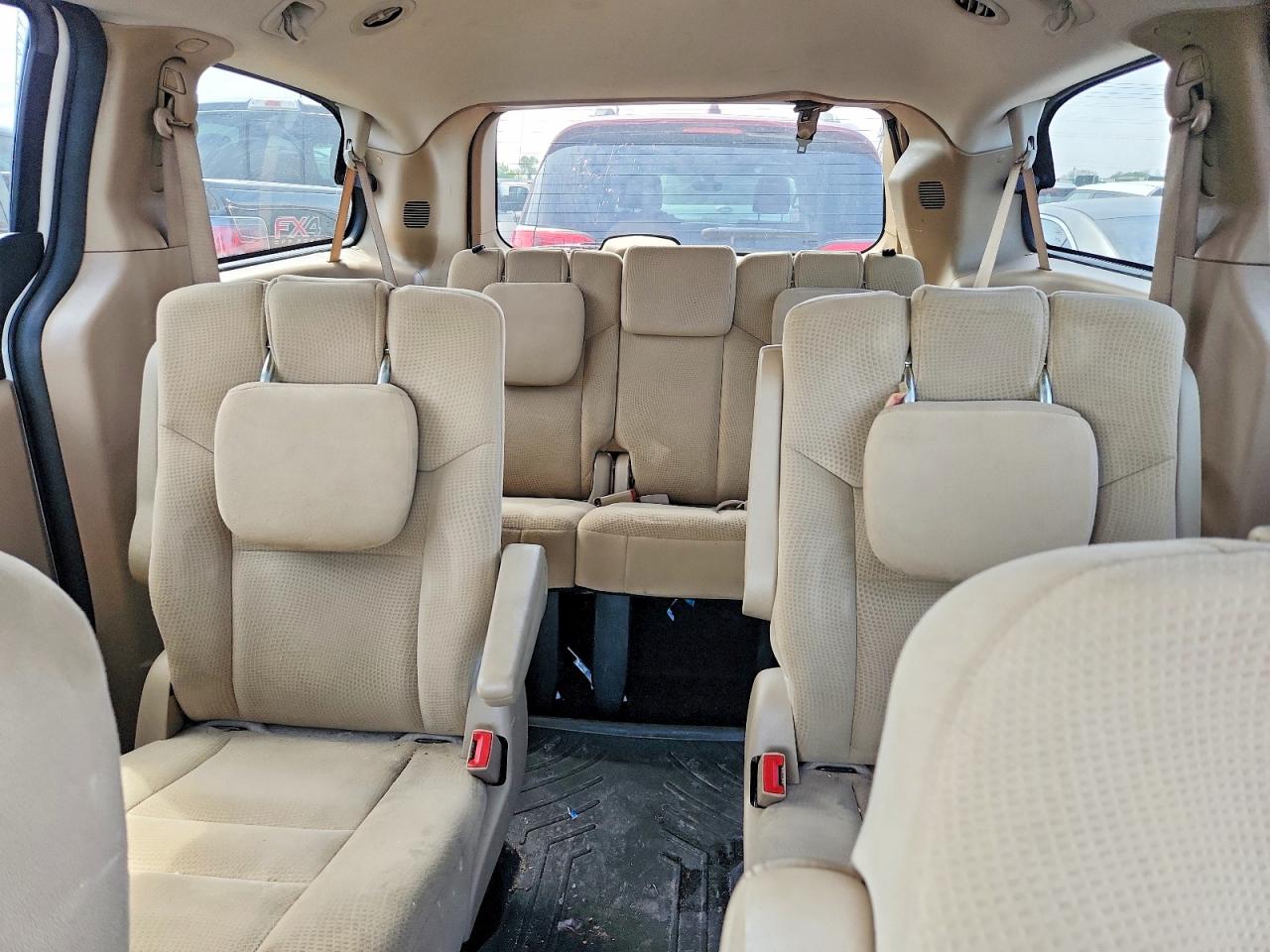 Dodge Caravan Sxt