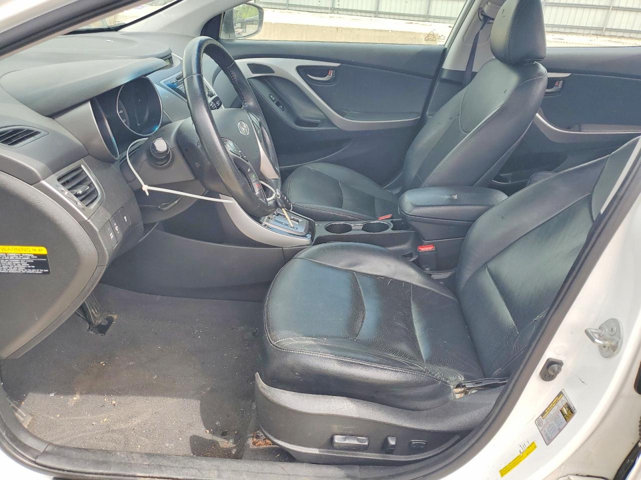 Hyundai ELANTRA Limited