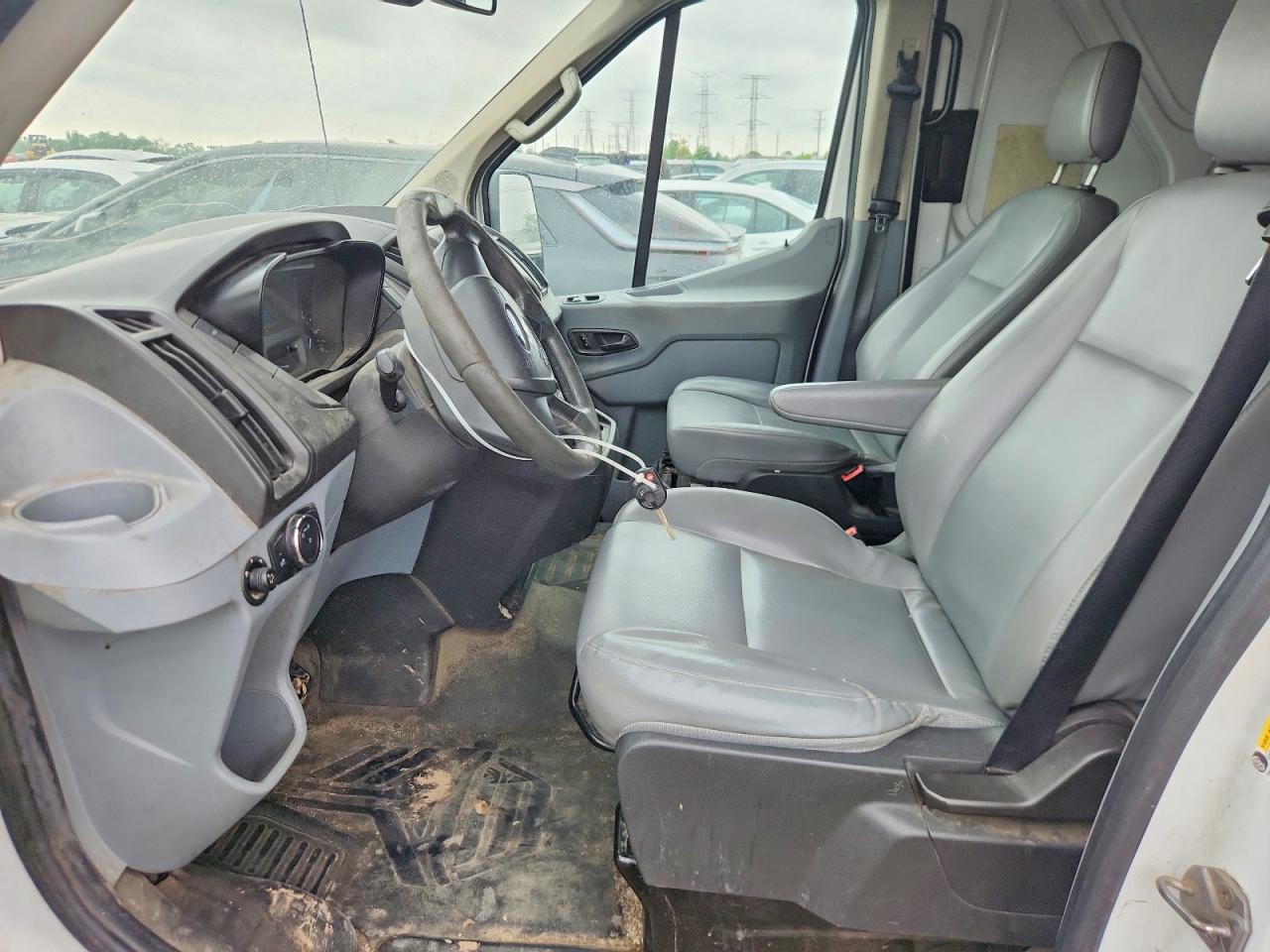 Ford Transit T-150