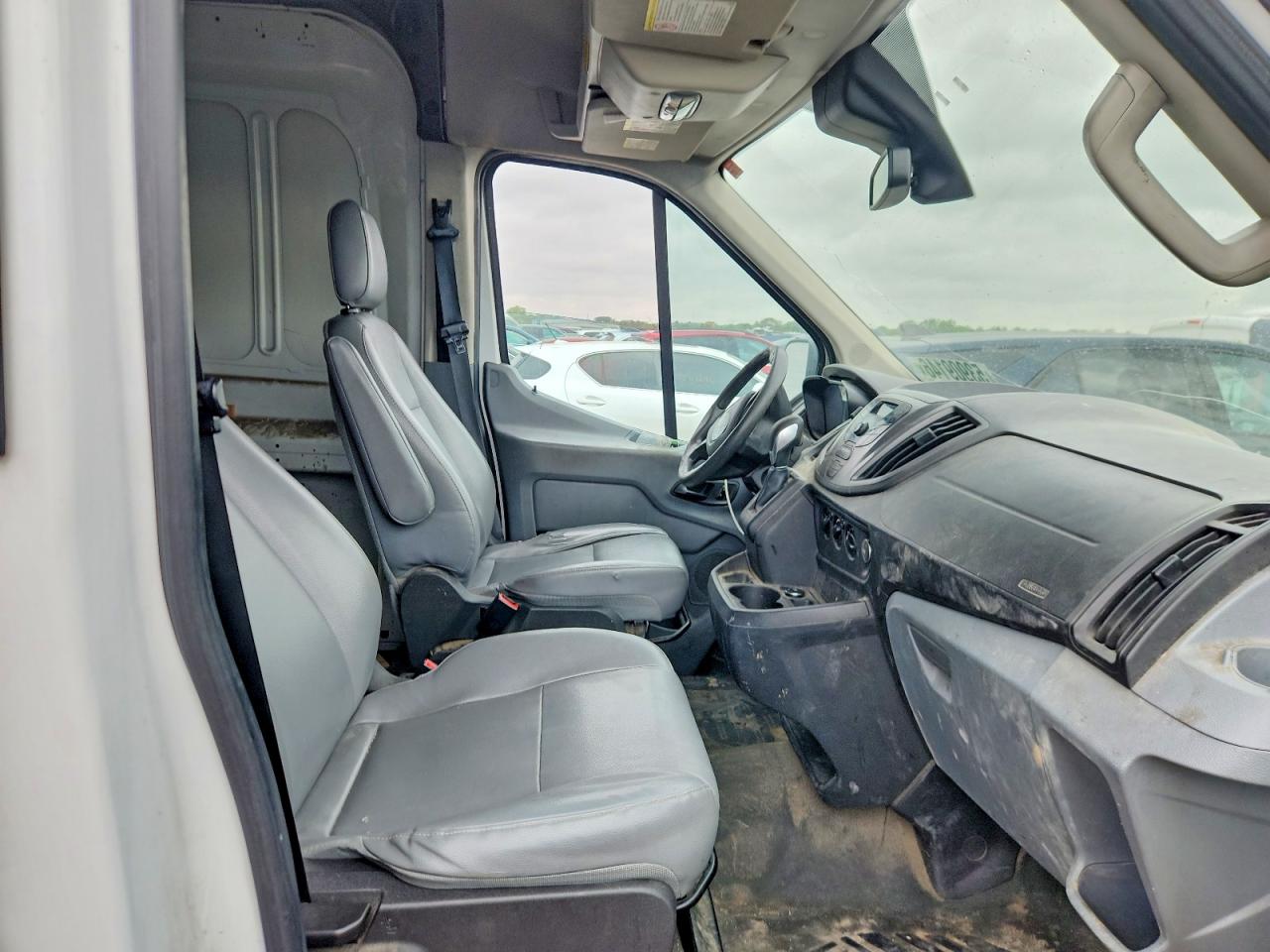 Ford Transit T-150