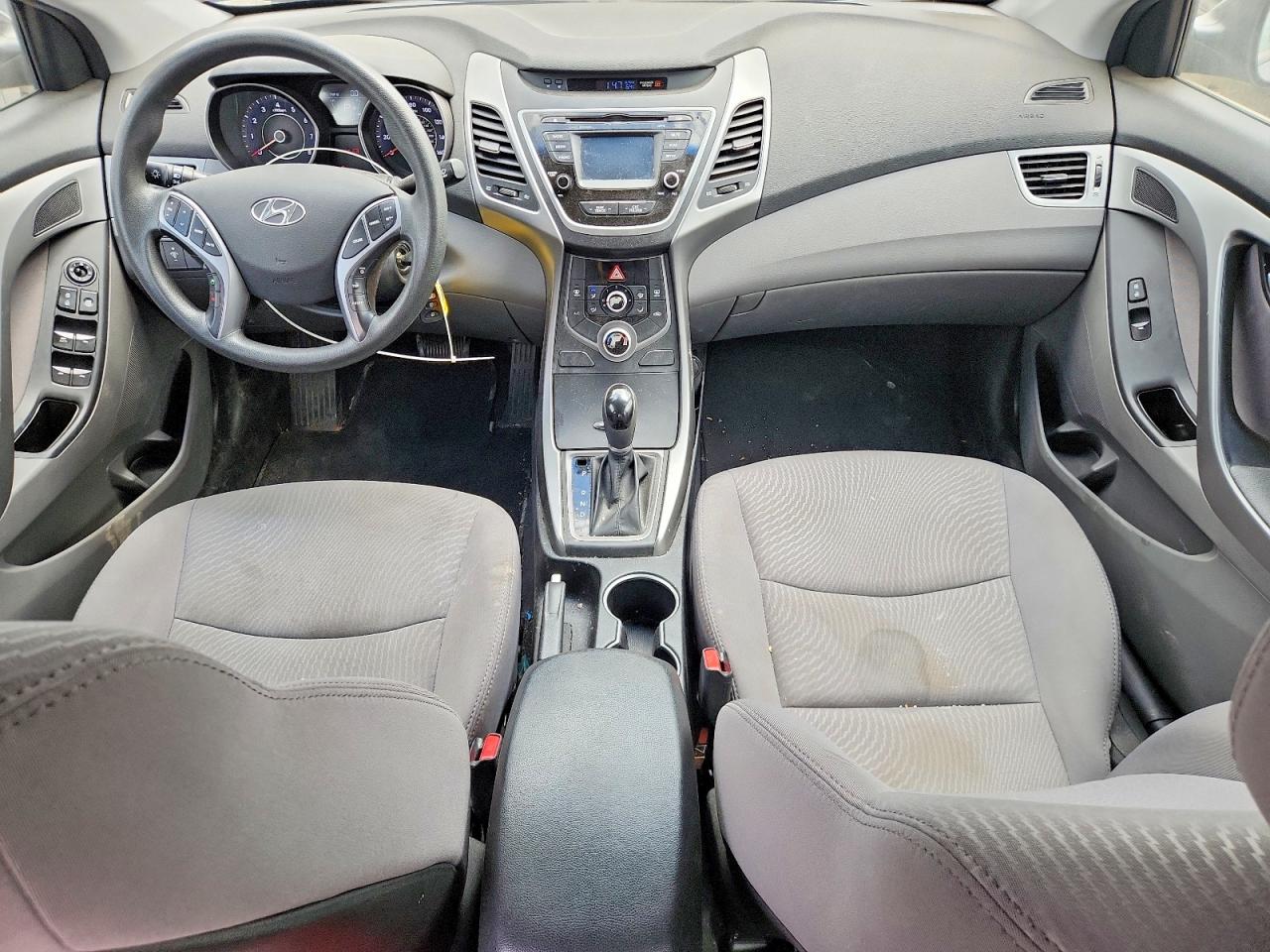 Hyundai ELANTRA Se