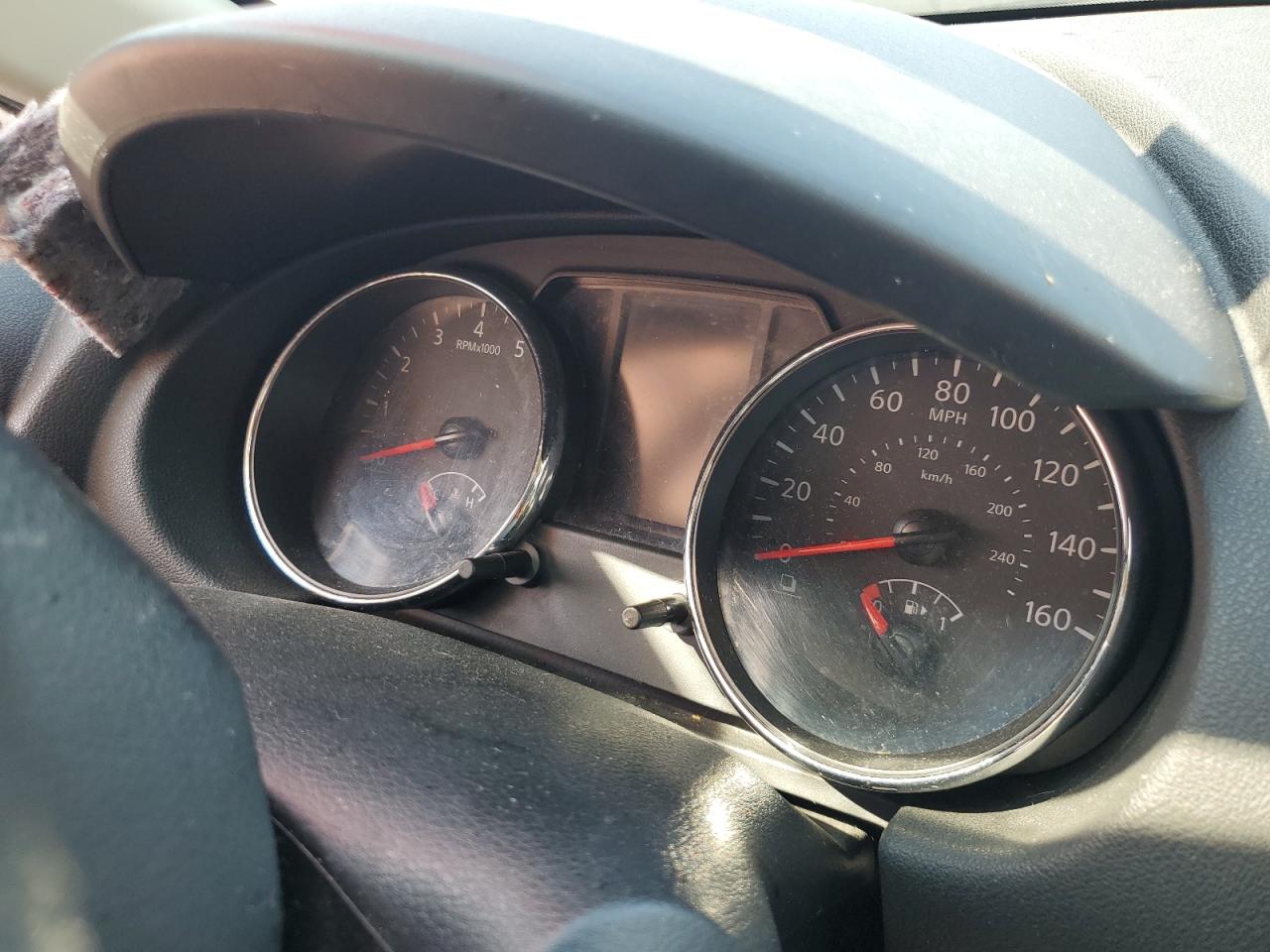 Nissan Rogue S