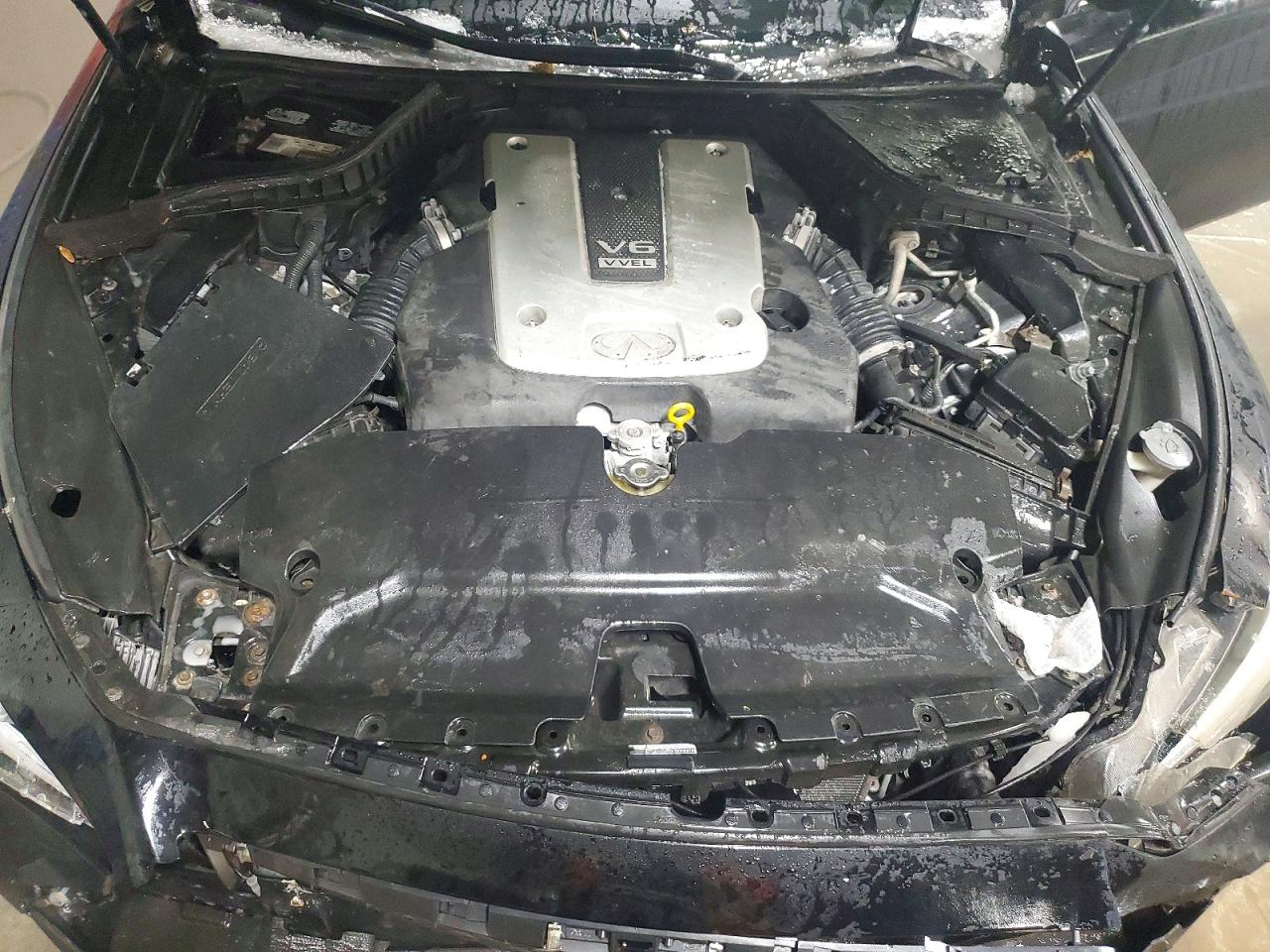 INFINITI Q50 Base